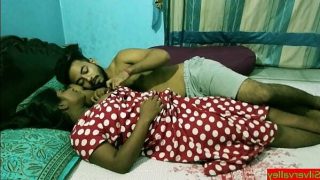 فلم سکس هندی ویدیوی سکس داغ زن و شوهر نوجوان واقعی دختر روستایی